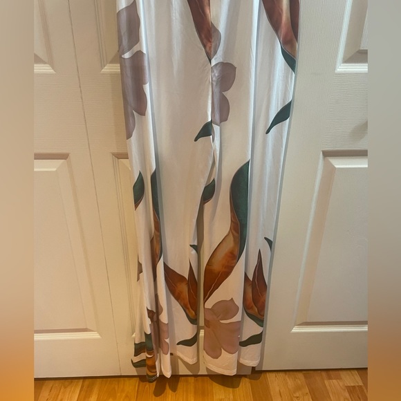 Chic Me White Floral Jumper Size Medium - Picture 12 of 15